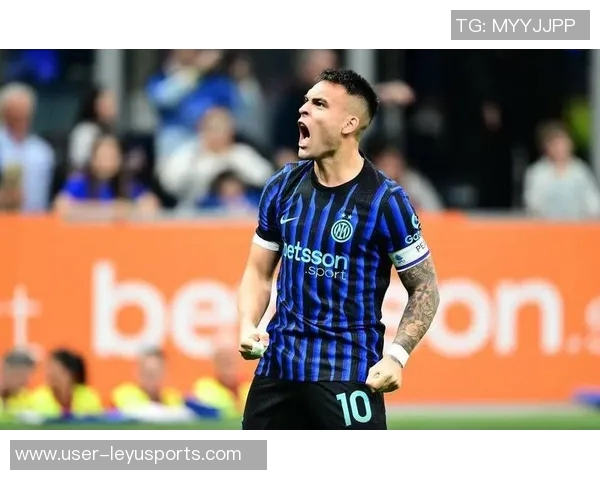 国米旧将塞雷纳盛赞劳塔罗的智慧与跑位能力直面外界批评